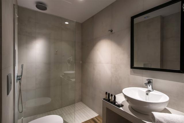 Mari_Kristin_Suite_Bathroom.jpg