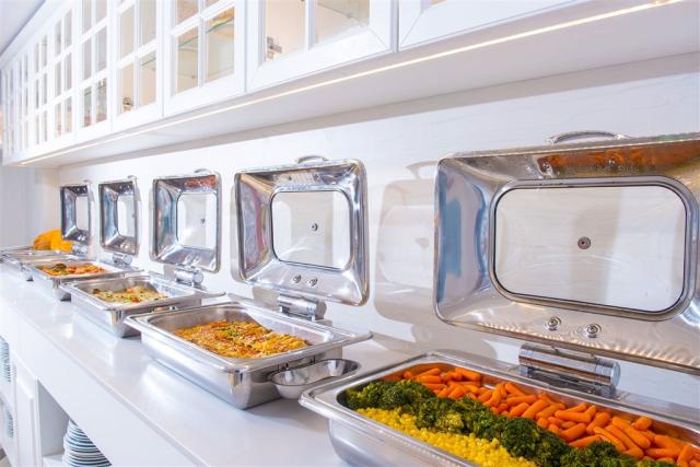 Mari_Kristin_Buffet_6.jpg