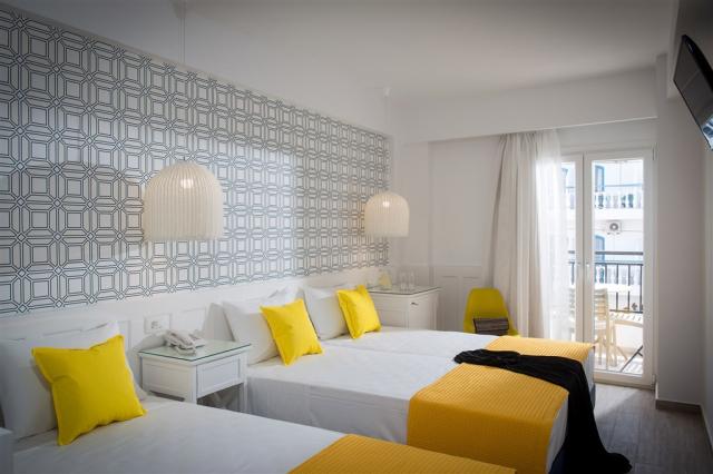 Mari_Kristin_Triple_Room_1.jpg