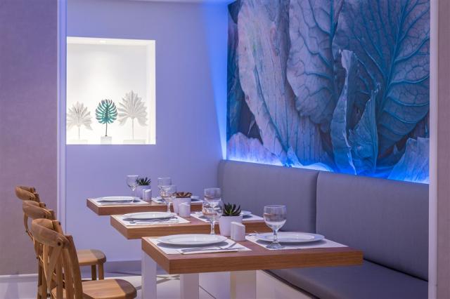 Mari_Kristi_Dinning_Room_3.jpg