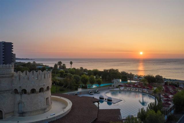 esperos-palace-resort-enlarge2.jpg