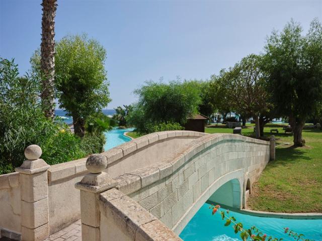 esperos-palace-resort-enlarge (11).jpg