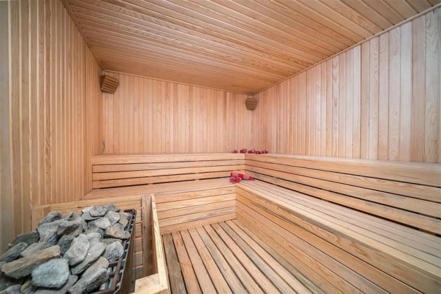 sauna2.jpg