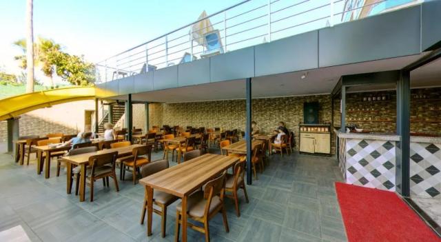 kafe-1024x563.jpg