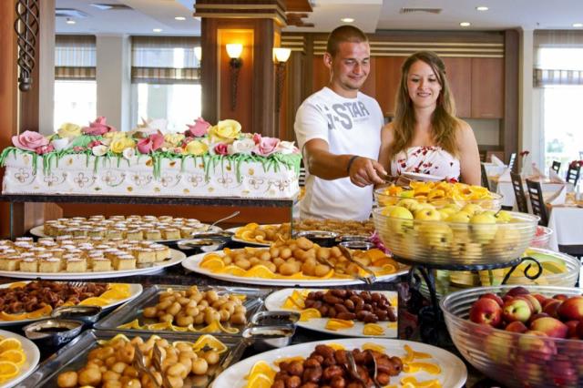 014-Hotel Titan Select.jpg