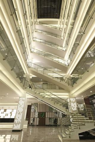 LOBBY 3.jpg