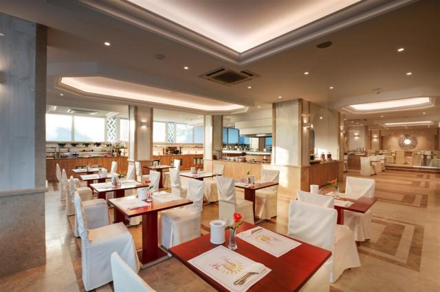 Rhodes-Horizon-Blu-restaurant-8.jpg