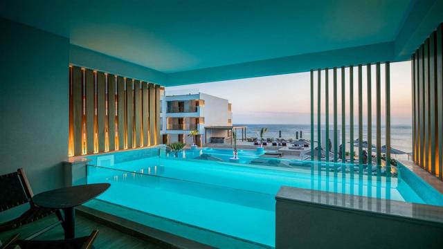 dazzling-blue-plunge-pool-9-2.jpg