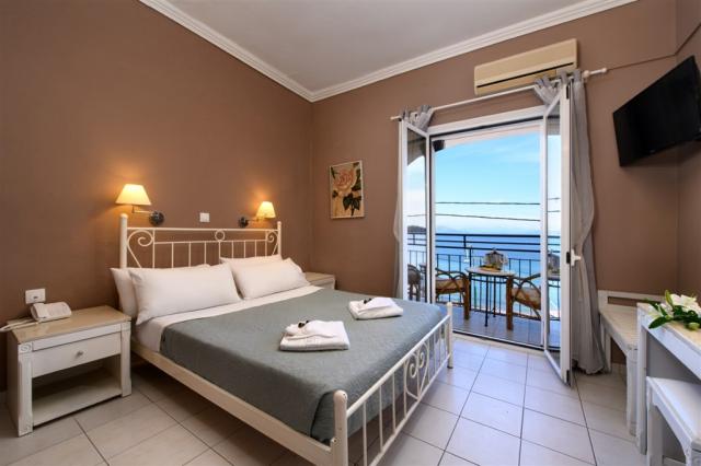 IPSOS-DI-MARE-HOTEL-14-Copy.jpg