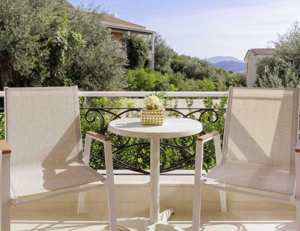 hotelnefeli-gardenview-balcony-chairs-605x465.jpg