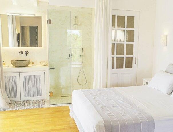 hotelnefeli-suiten-605x465.jpg