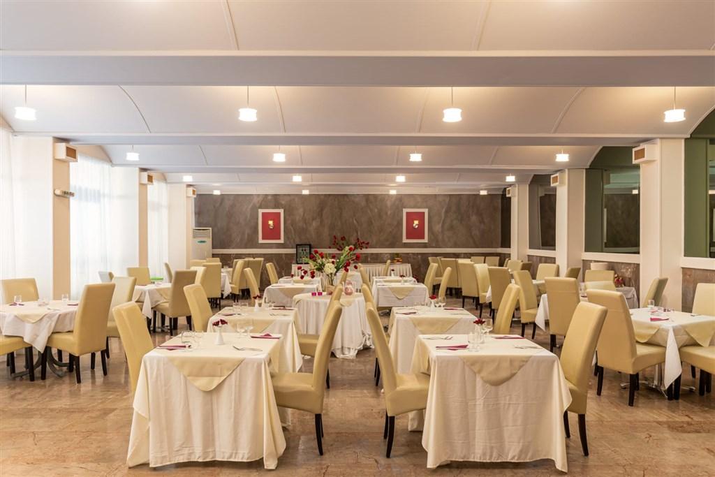 interior-restaurant.jpg