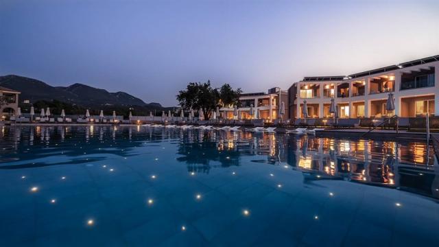 Pools_9153.jpg