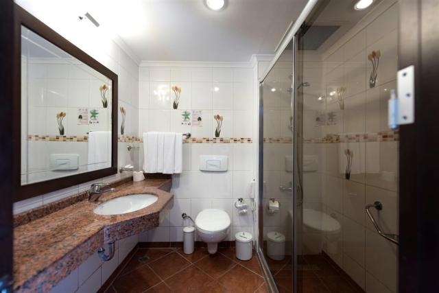 two-room41.jpg