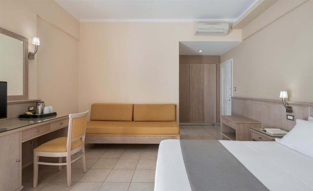 family-open-plan-magda-hotel-2.jpg