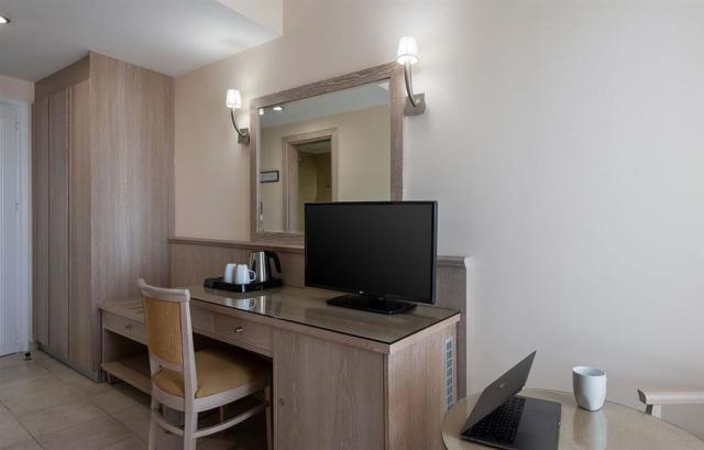 single-room-magda-hotel-02.jpg