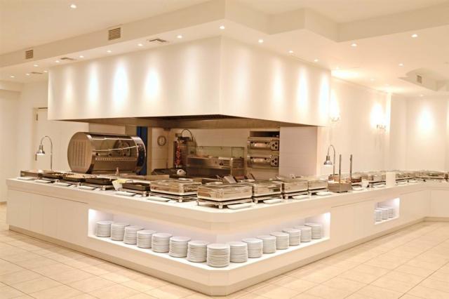 magda_hotel_013-restaurant-open-kitchen.jpg