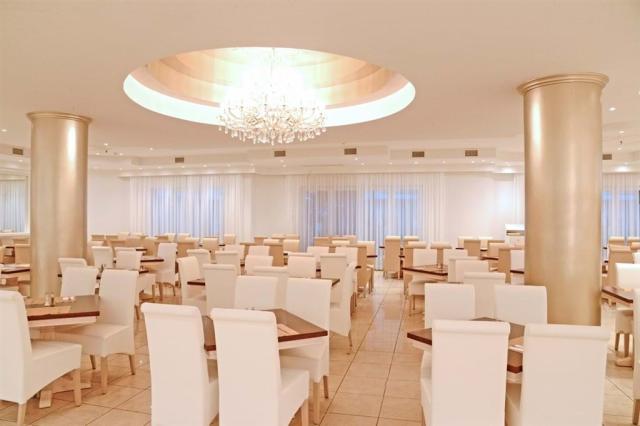 magda_hotel_012-restaurant.jpg