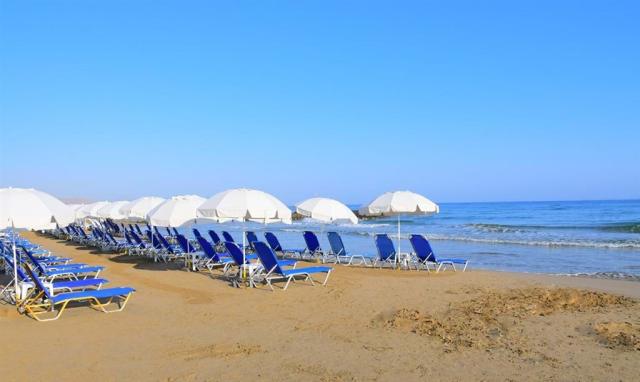 004-beach.jpg