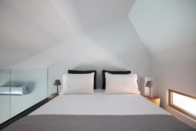 meropi_hotel_superior-junior-suite-with-private-pool-split-leve