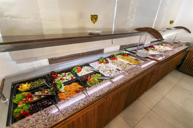 village_dine_casabonita_gal03.jpg