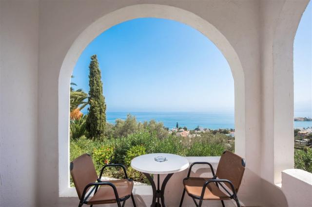 village_rooms_double_sea_01.jpg