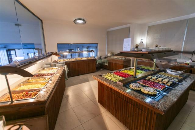 village_dine_casabonita_gal01.jpg