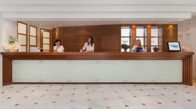FRONT-DESK--1024x575.jpg