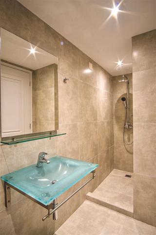 nami-hotel-suites-stalis-crete-superior-roombatha2042.jpg