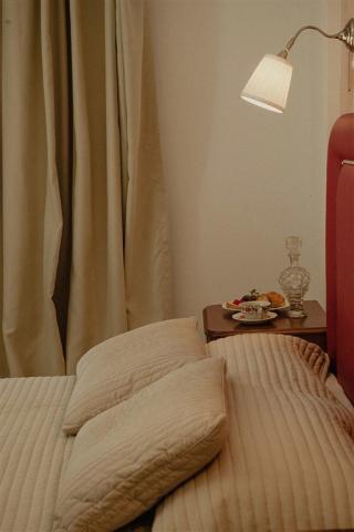 nami-hotel-suites-stalis-crete-art-room-b1112.jpg