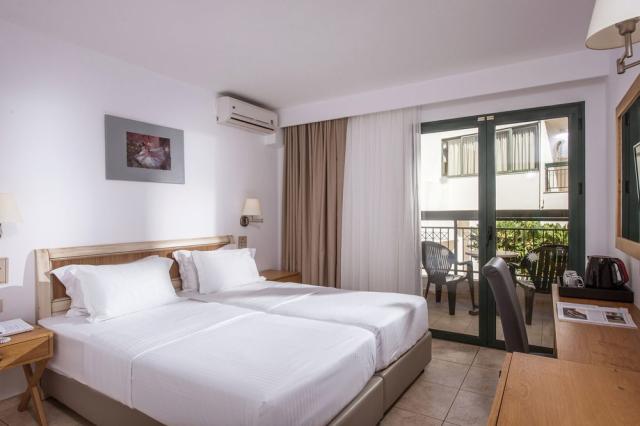 double-room-gouves-park-resort1.jpg