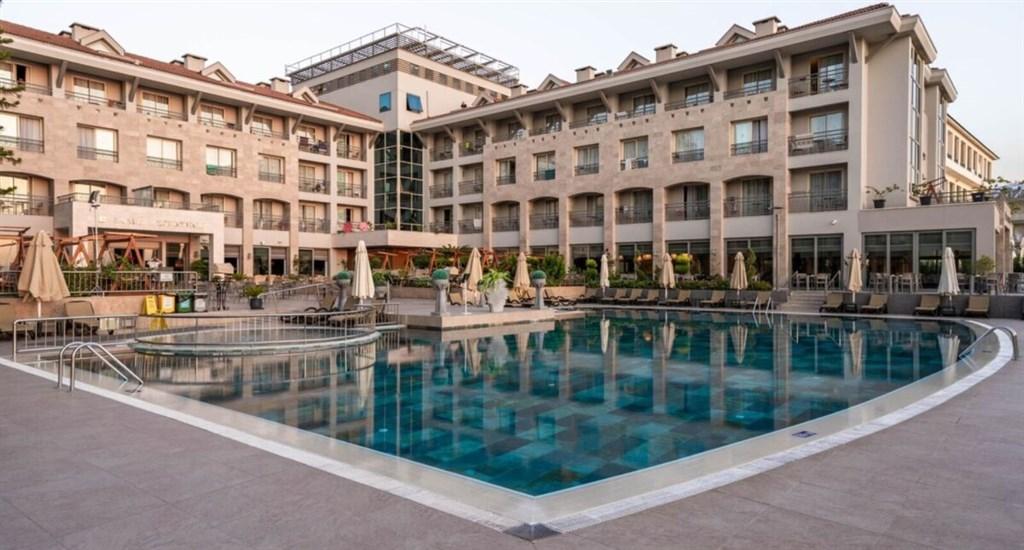 Fame Residence Kemer