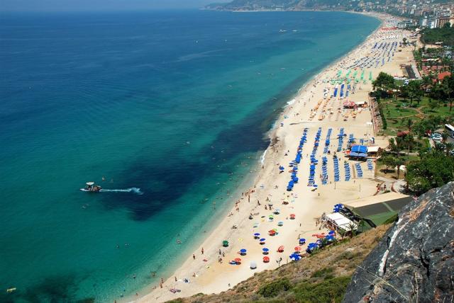 hatipoglu-beach-plaj-02.jpg