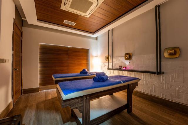 dosinia_luxury_resort_spa_massage_room-scaled.jpg