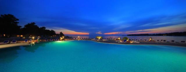 Stella-Maris-Resort-Amfora-outdoor-pool-1024x398.jpg