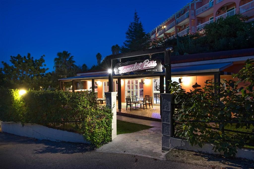 sidari-camelot-bar-1.jpg