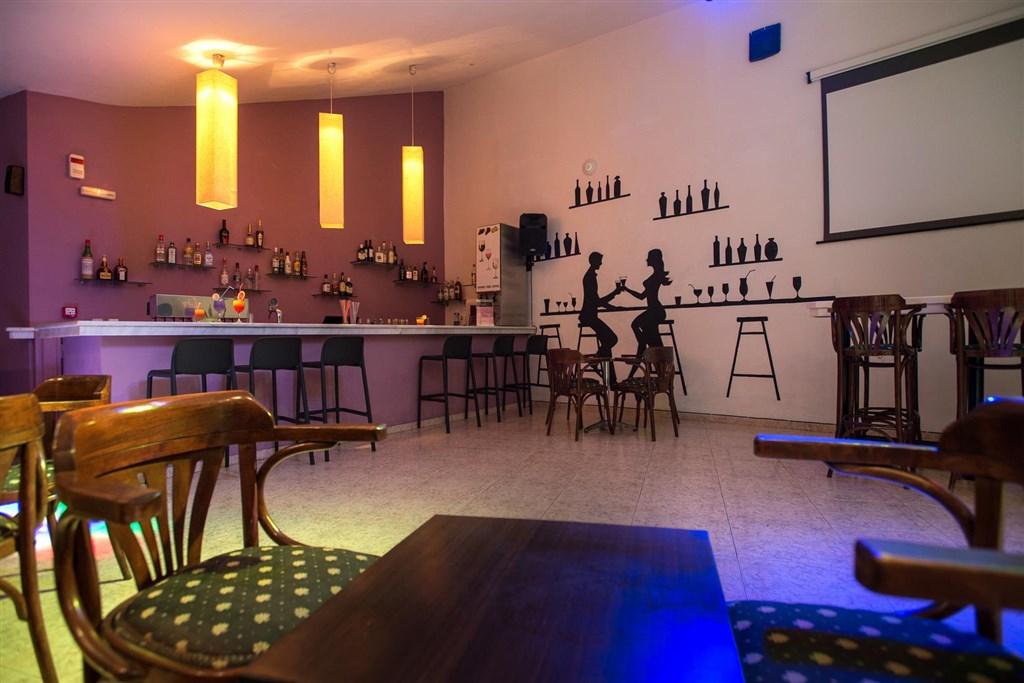 sidari-camelot-bar-4.jpg