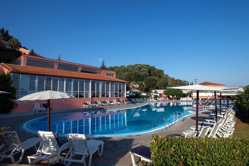 panorama-pool-bar-2.jpg