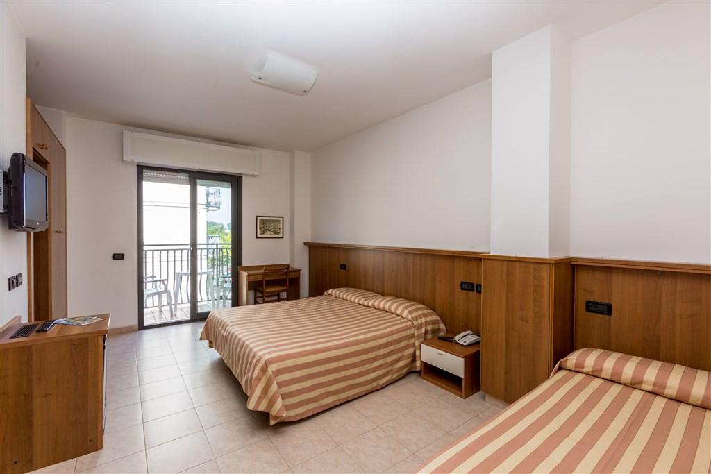 Hotel Alla Rotonda - 005.jpg