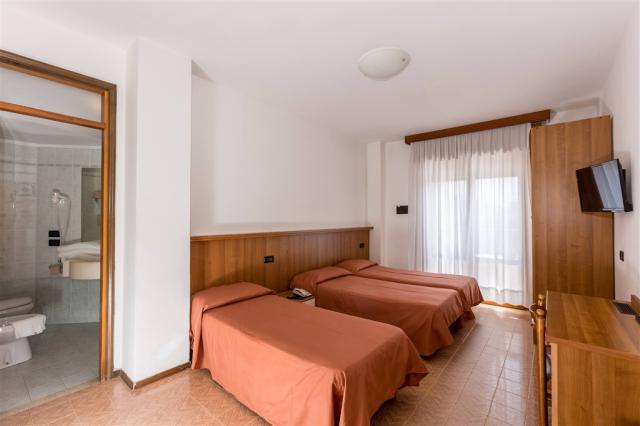 Hotel Alla Rotonda - 009.jpg