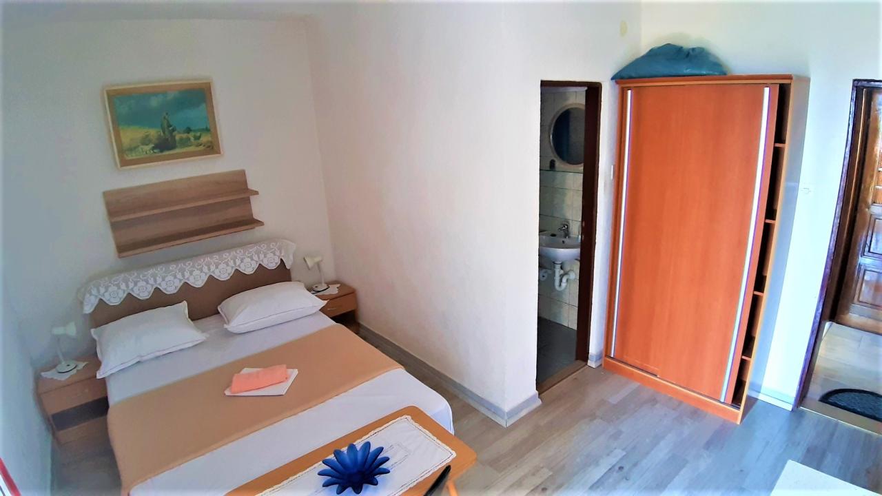 Studio 2+0 (K11) - 1. patro