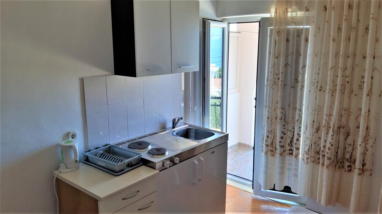 Studio 2+1 (K12) - 1. patro