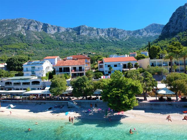 Gradac - pláž