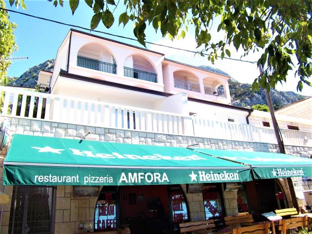 Gradac - apartmány Krasna
