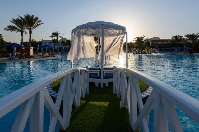 Desert Rose Resort