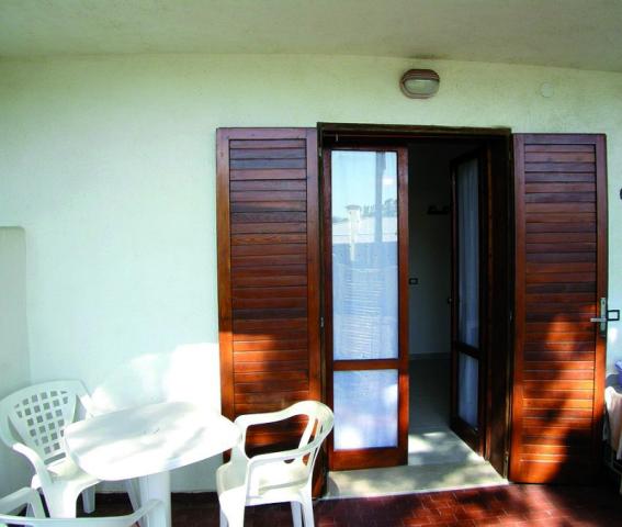 h_1723_03_it_rosolina_patio_ext02_1572950407