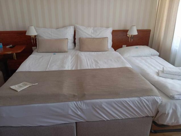 pokoj s přistýlkou