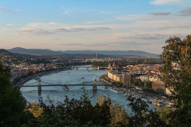 river-5978743_1920