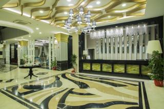 Palm World Resort & Spa Side