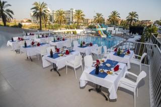 Palm World Resort & Spa Side